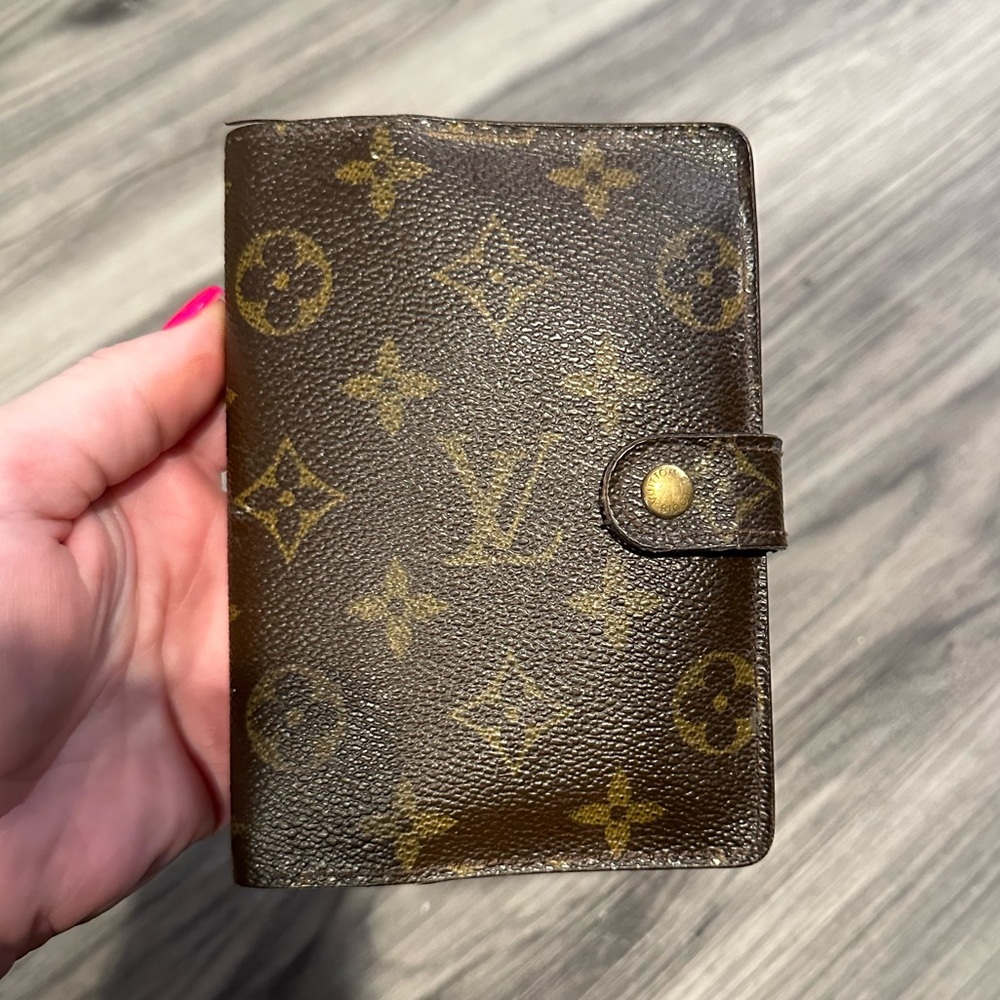 Authentic Louis Vuitton small agenda book